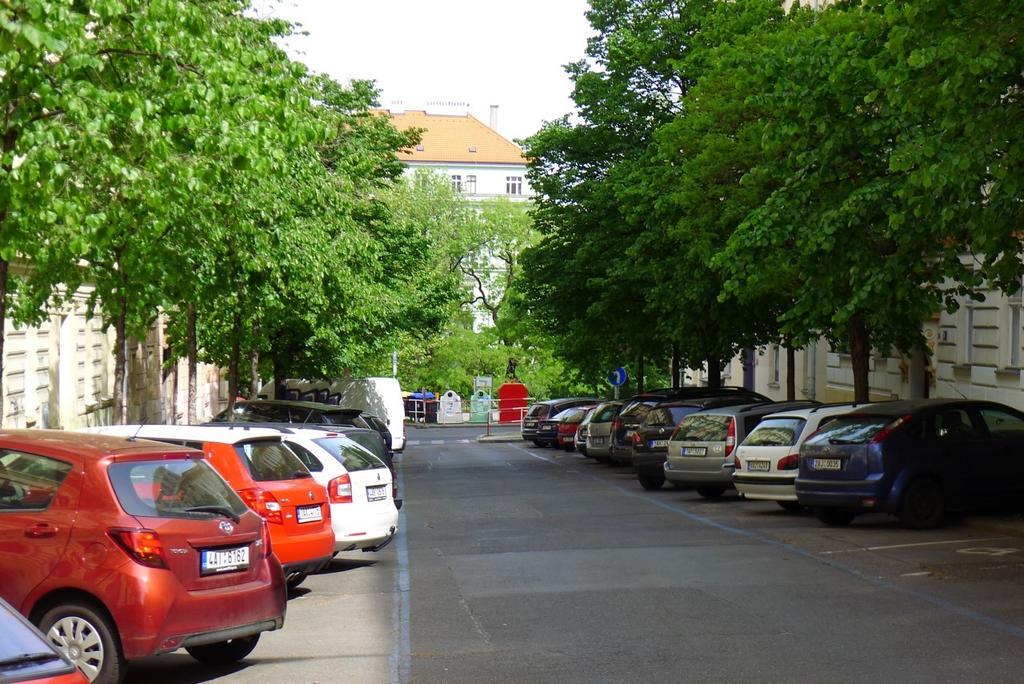 Condo Vinohrady II Praga Esterno foto